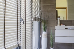 Wooden venetian blinds7